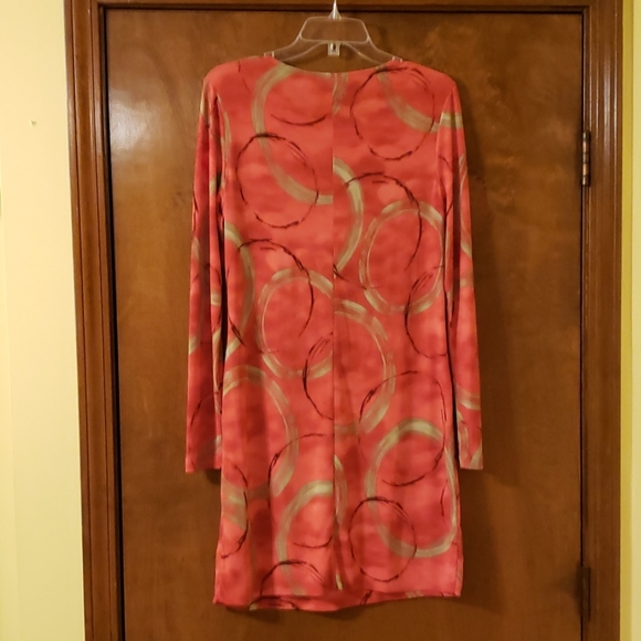 Simply Vera Dress - Picture 2 of 3